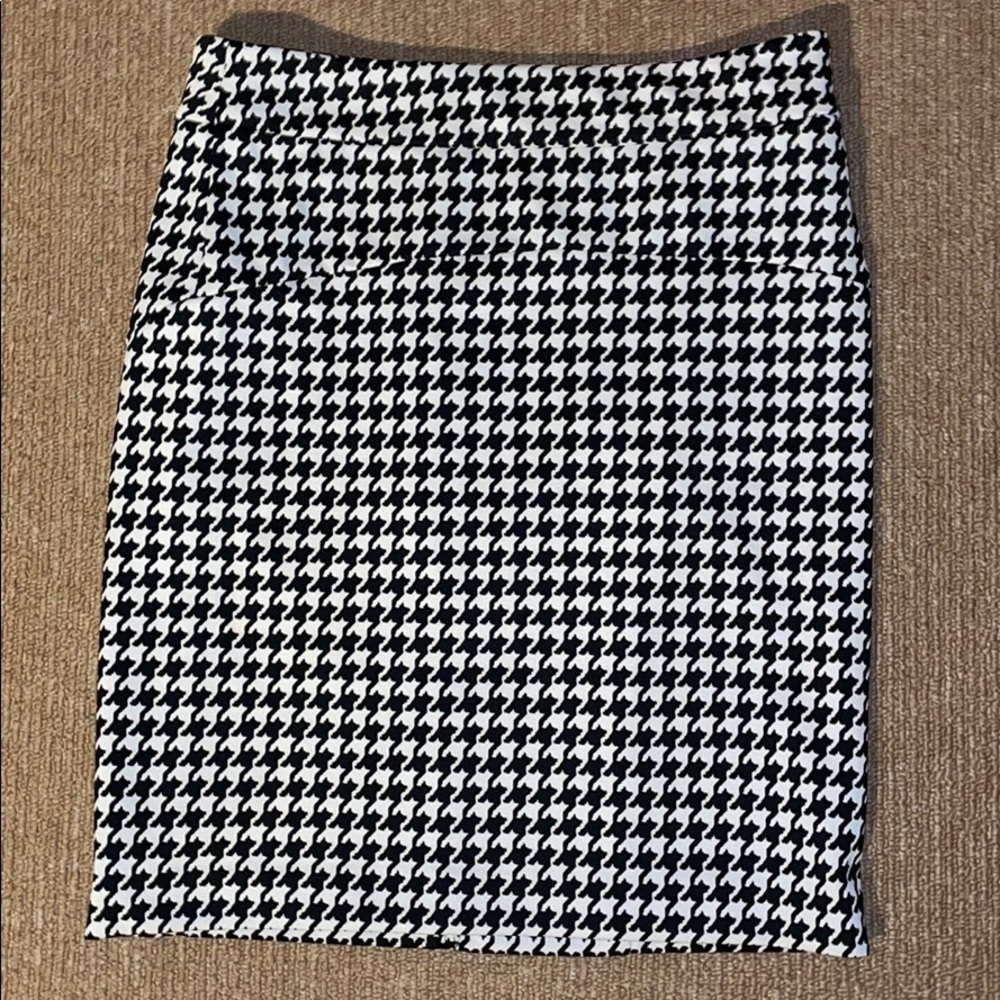 Michael Kors Authentic houndstooth pencil skirt